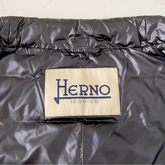 HERNO Black Down Guilia Vest, IT40 - Picture 7 of 16